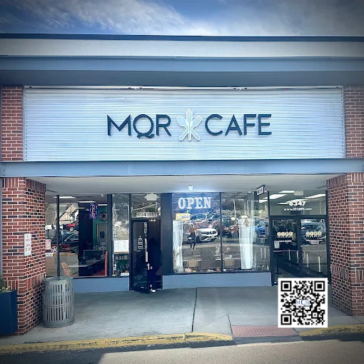 Refreshing Iced Coffee Drinks for Summer in Falls Church, VA 4 MQR Cafe summer time
